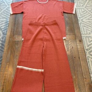Women’s lounge Set in Rust Red